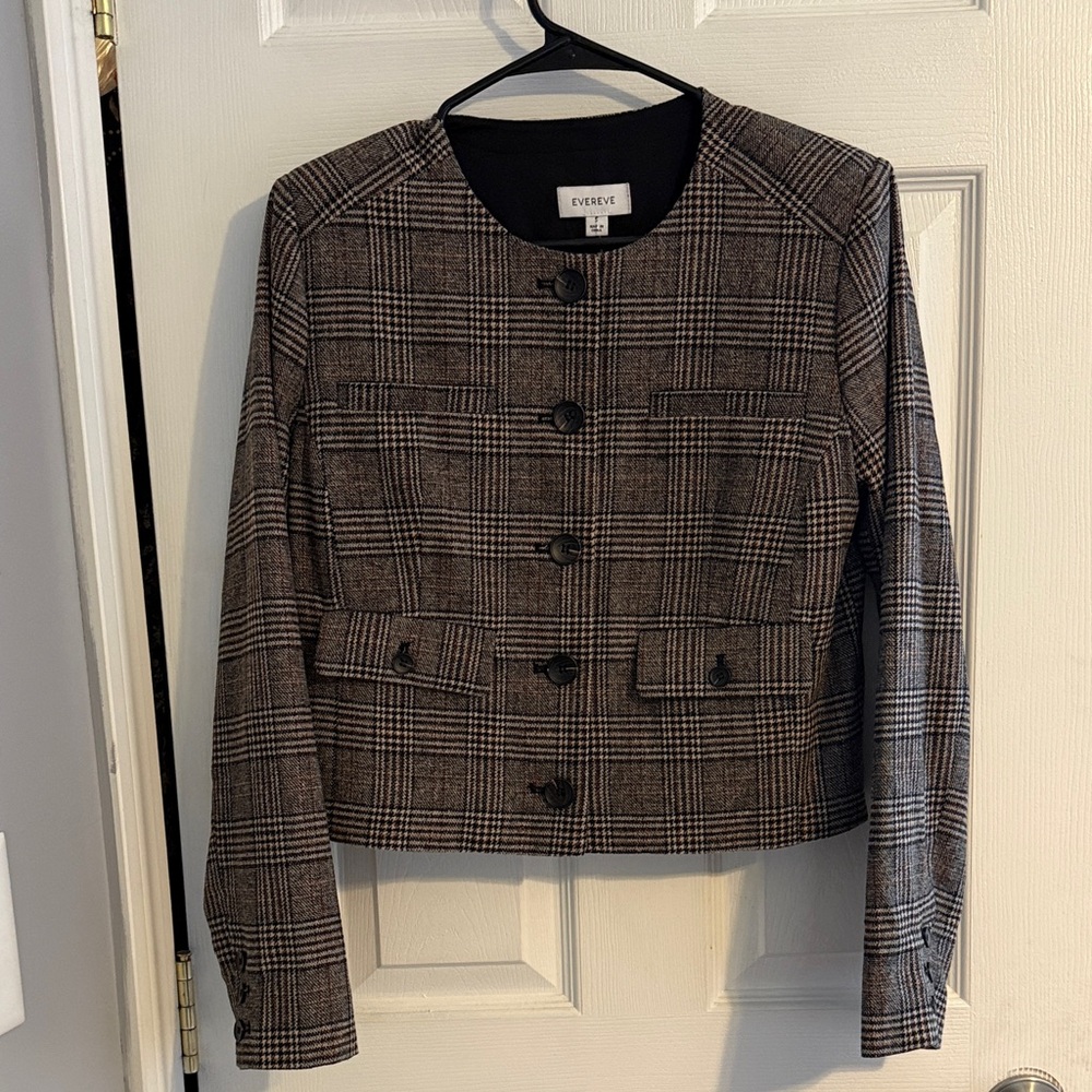 Evereve Plaid Cropped Blazer in Brown and Black